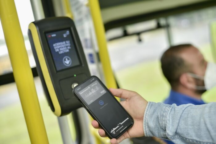 23 personas por minuto usan pago electrónico en transporte público: 1500 buses lo tendrán a fin de año