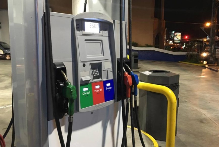 ARESEP aprueba rebaja de hasta ¢16 en precio de combustibles